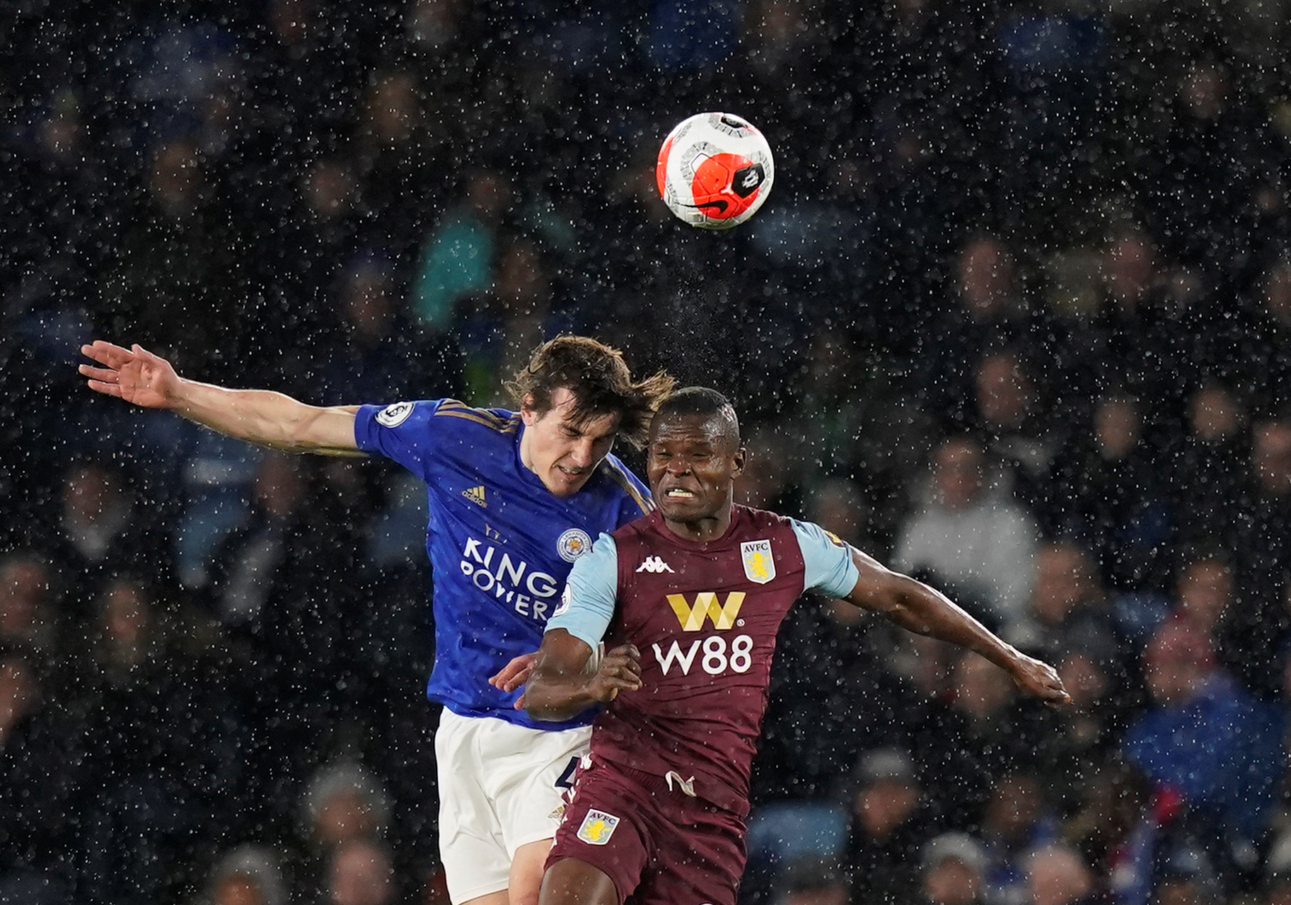 前所未有的 前所未有的